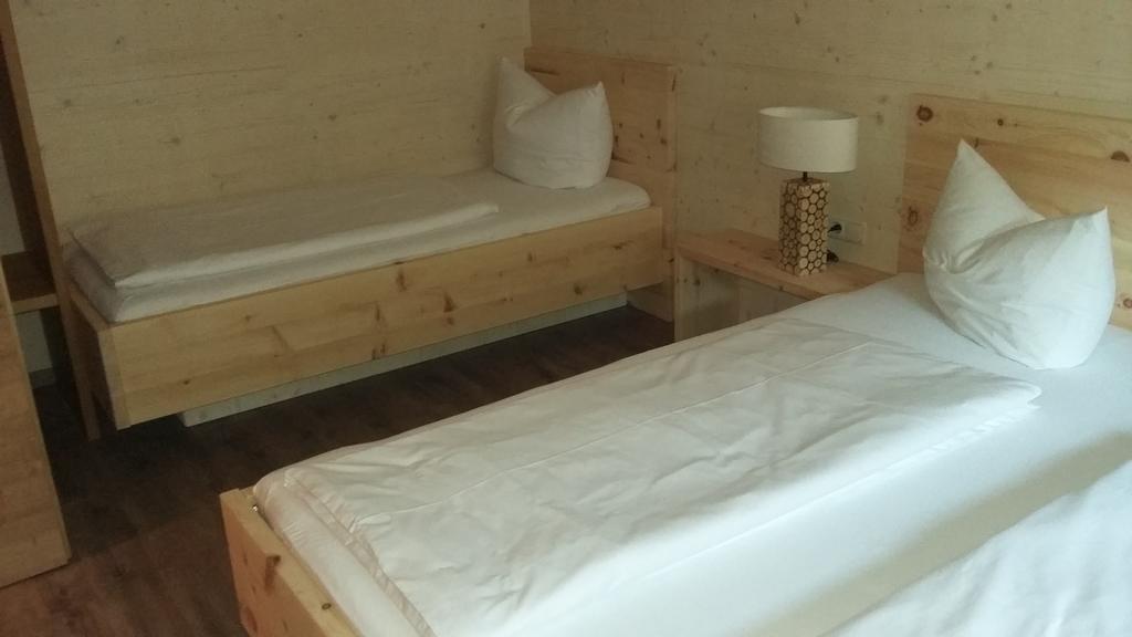 Appartements Alpenland Lermoos Værelse billede