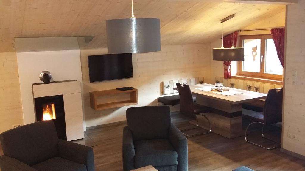 Appartements Alpenland Lermoos Værelse billede